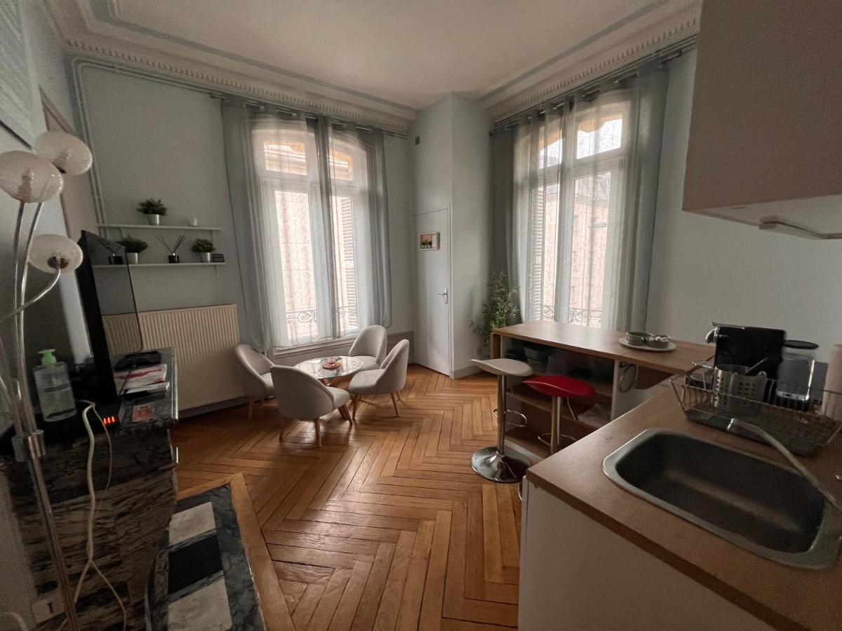 4 People+Free Street Parking+Cosy Centre Ville Apartment Rouen Ngoại thất bức ảnh